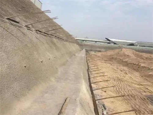 大关河道边坡加固
